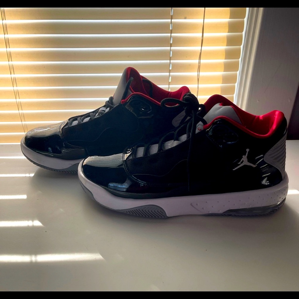Jordan Max Aura 2